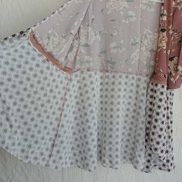Sexy Kimono Blouse Tie Front Pink Patchwork Boho Western Flowy Floral Pastel MED - Picture 8 of 10